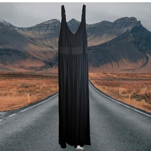 J. Crew 8 sleeveless long black silk trimmed polyester blend evening gown. - Picture 1 of 1